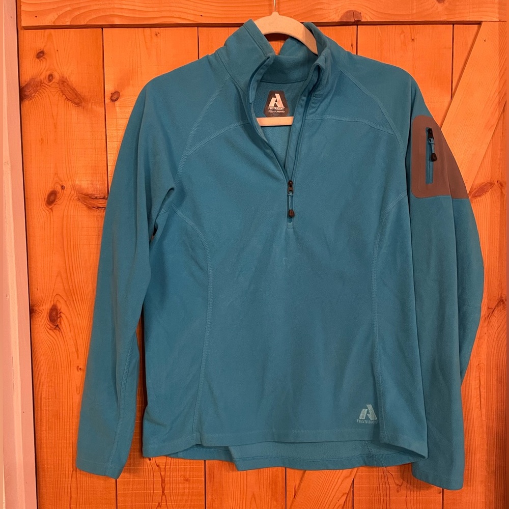 Ascend base layer womens top
